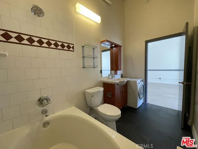 312 W 5th Street 902, Los Angeles, California 90013