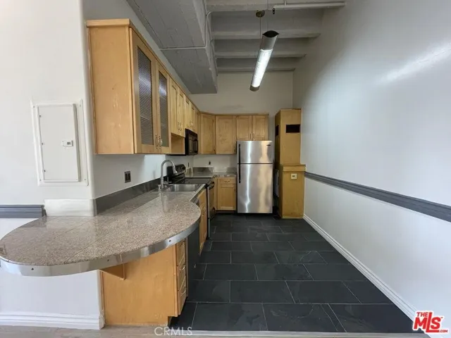 312 W 5th Street 902, Los Angeles, California 90013