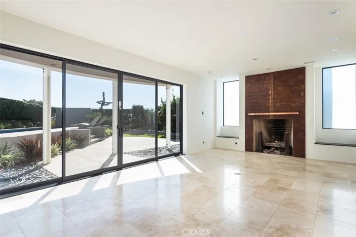 810 Emerald Bay, Laguna Beach, California 92651