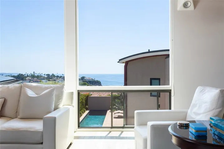 810 Emerald Bay, Laguna Beach, California 92651