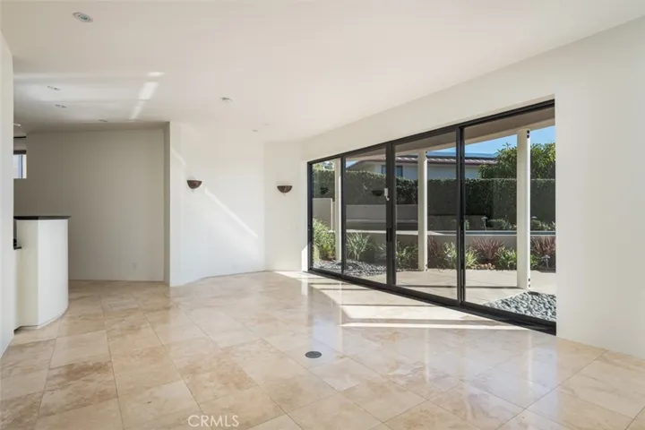 810 Emerald Bay, Laguna Beach, California 92651