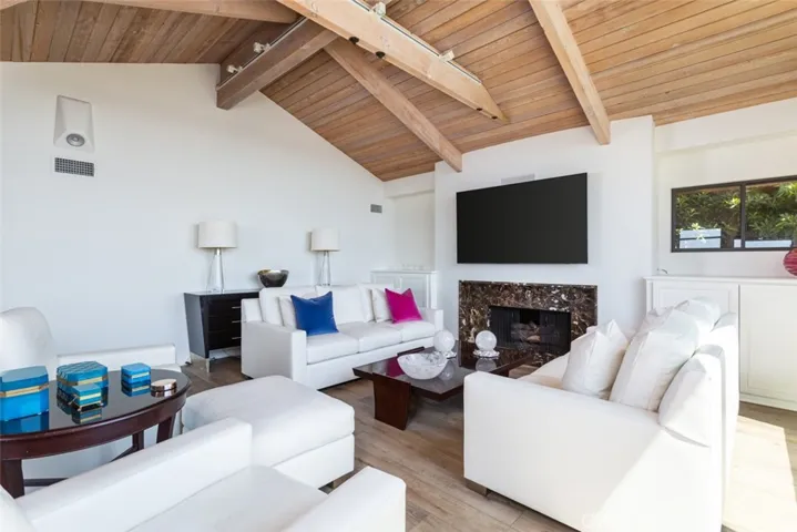 810 Emerald Bay, Laguna Beach, California 92651
