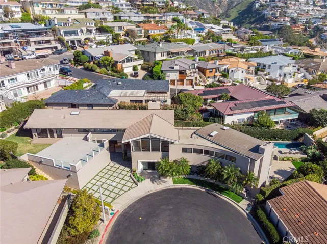 810 Emerald Bay, Laguna Beach, California 92651