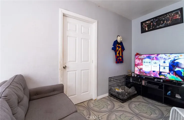 1515 W Summit Street, Long Beach, California 90810