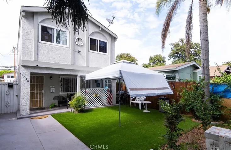 1515 W Summit Street, Long Beach, California 90810