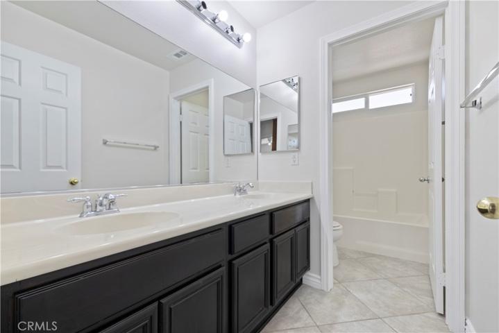 14248 Dry Creek Street, Hesperia, California 92345