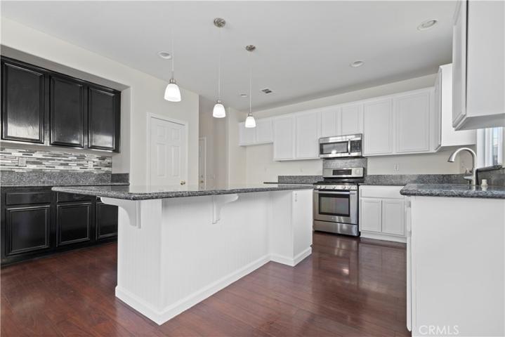 14248 Dry Creek Street, Hesperia, California 92345