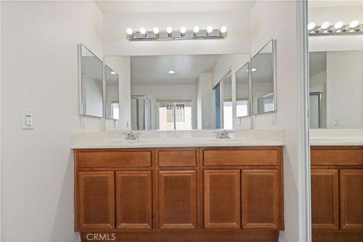 14248 Dry Creek Street, Hesperia, California 92345