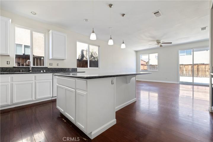 14248 Dry Creek Street, Hesperia, California 92345