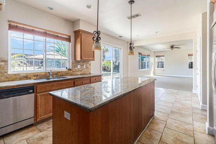 5612 Banteer Way, Antioch, California 94531