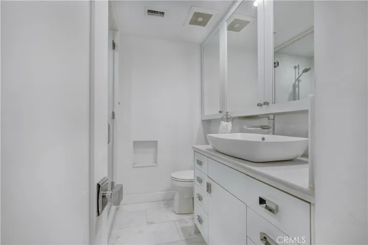 Upstairs Hall Bath