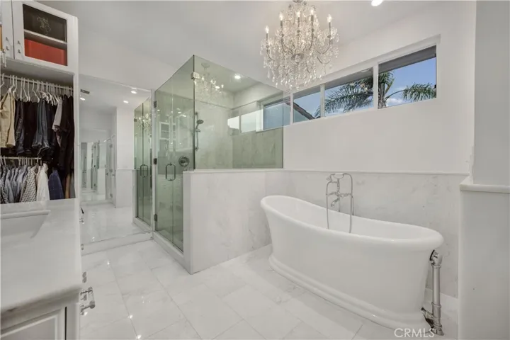 Free standing tub in primary bath