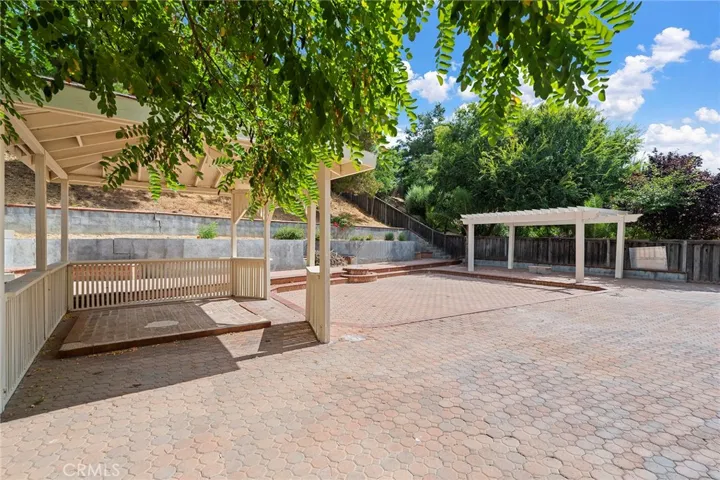 33026 Adelante, Temecula, California 92592