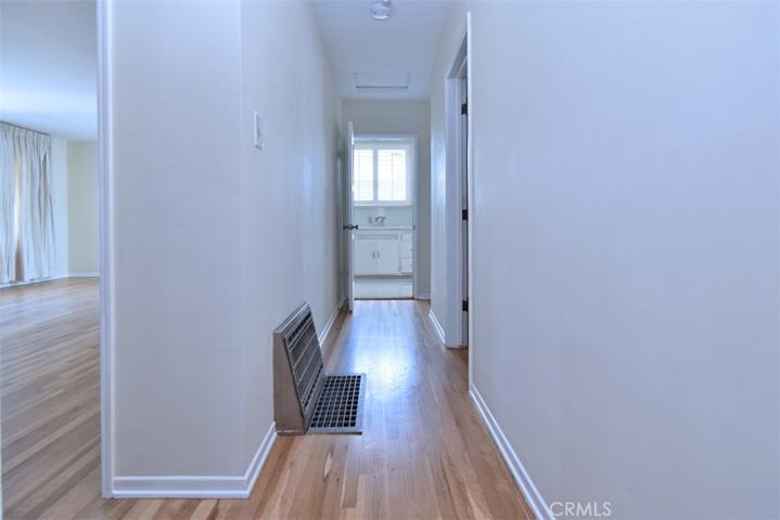 10434 Califa Street, North Hollywood, California 91601