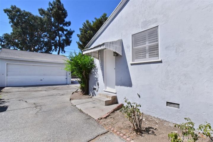 10434 Califa Street, North Hollywood, California 91601