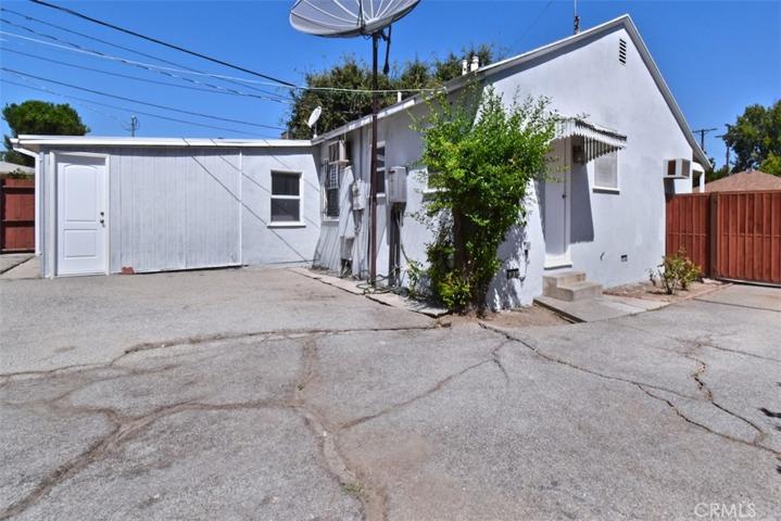 10434 Califa Street, North Hollywood, California 91601