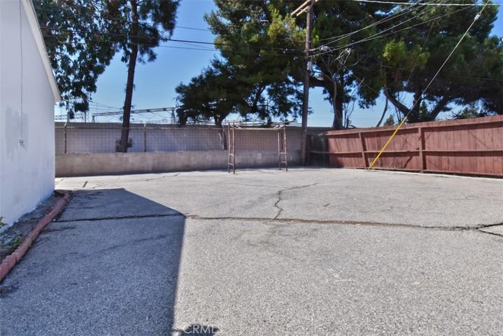 10434 Califa Street, North Hollywood, California 91601