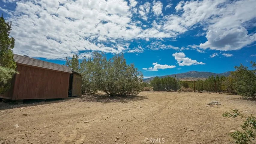 535 Cholla Road, Pinon Hills, California 92372