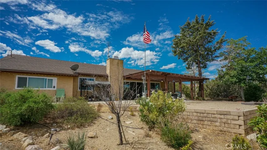 535 Cholla Road, Pinon Hills, California 92372