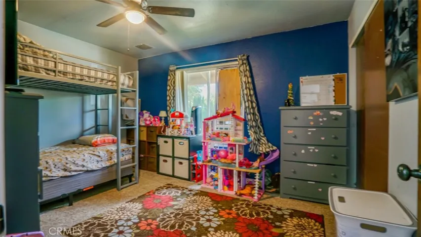 535 Cholla Road, Pinon Hills, California 92372