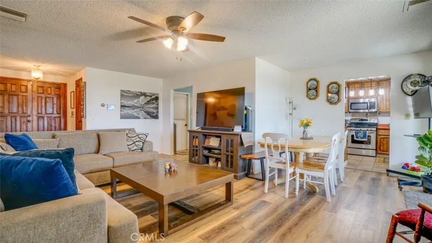 535 Cholla Road, Pinon Hills, California 92372