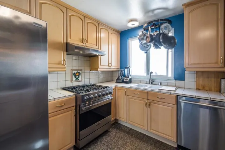 171 San Carlos Street, San Francisco, California 94110