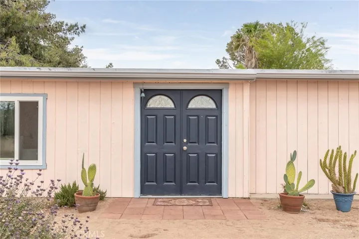 56822 Lilac Lane, Landers, California 92285