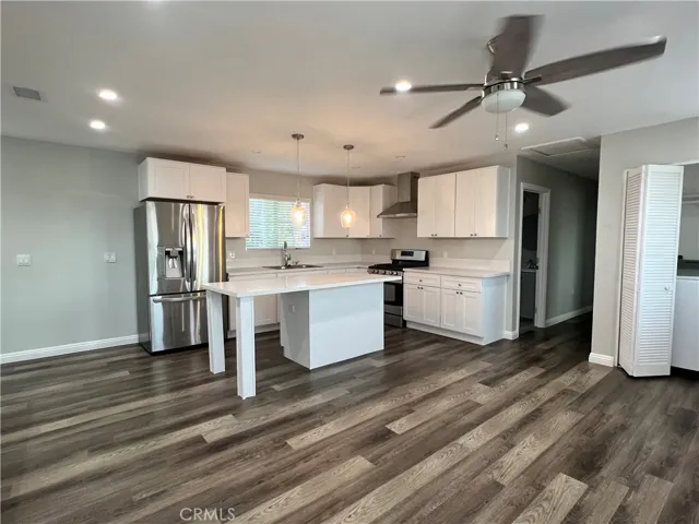 861 Joann Street Unit B, Costa Mesa, California 92627