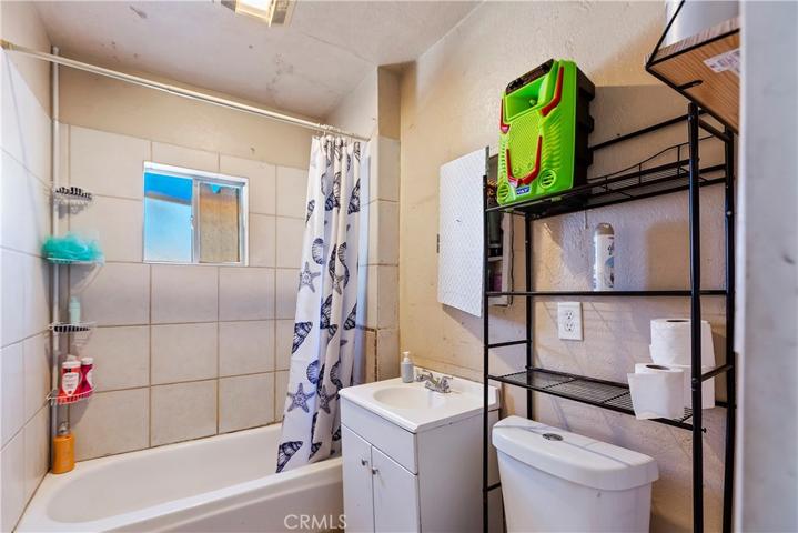 2347 N E Street, San Bernardino, California 92405