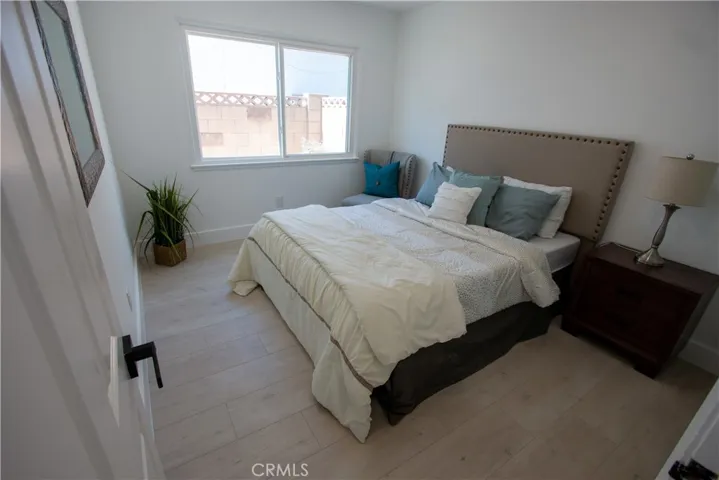 24112 Mobile Street, West Hills, California 91307