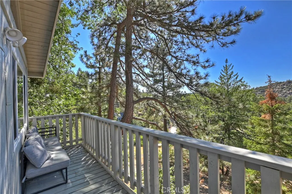 33026 Donner Lane, Arrowbear, California 92382 home-pic-22