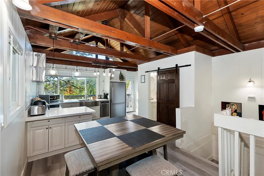33026 Donner Lane, Arrowbear, California 92382 home-pic-6