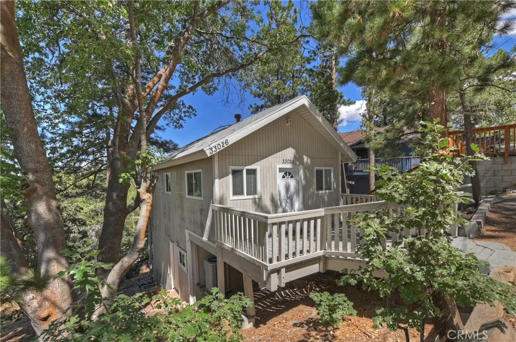 33026 Donner Lane, Arrowbear, California 92382 home-pic-19
