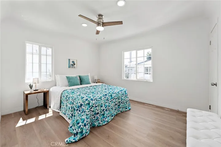 Front unit bedroom