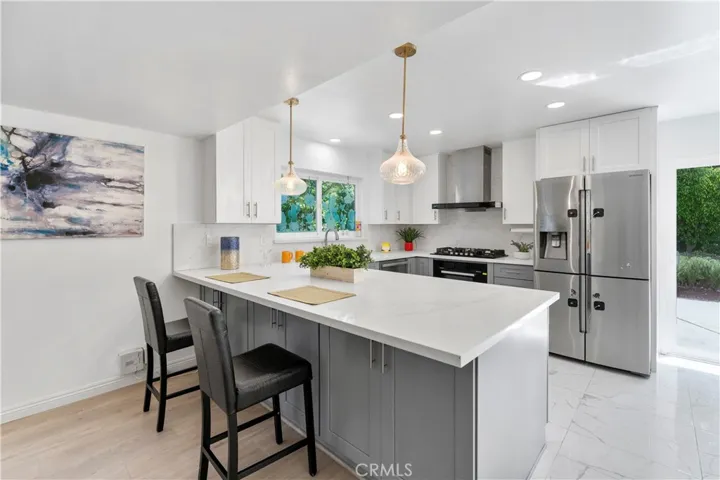 28502 Lomo Drive, Rancho Palos Verdes, California 90275