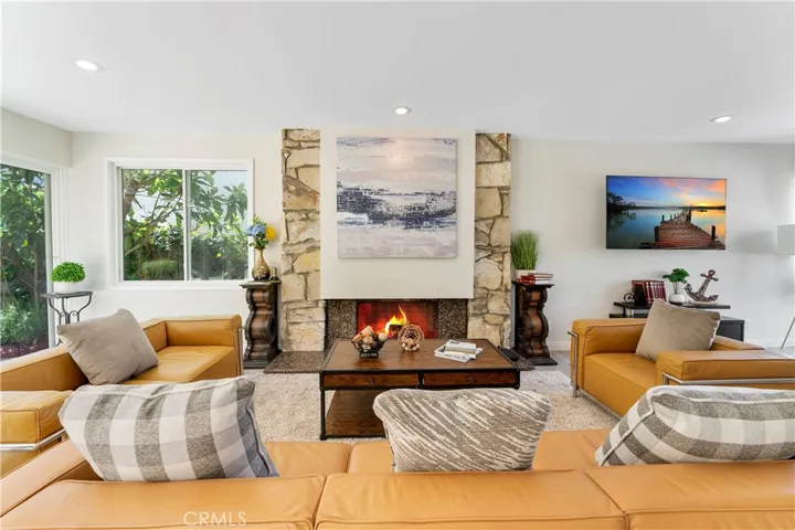 28502 Lomo Drive, Rancho Palos Verdes, California 90275