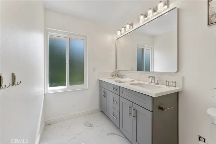 28502 Lomo Drive, Rancho Palos Verdes, California 90275