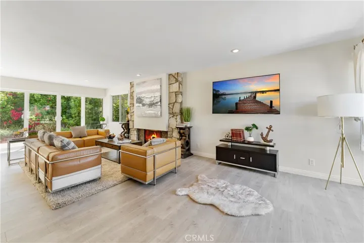 28502 Lomo Drive, Rancho Palos Verdes, California 90275
