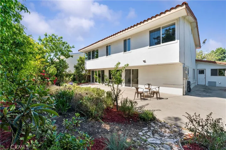 28502 Lomo Drive, Rancho Palos Verdes, California 90275