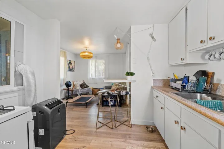 827 E Front St kitchen
