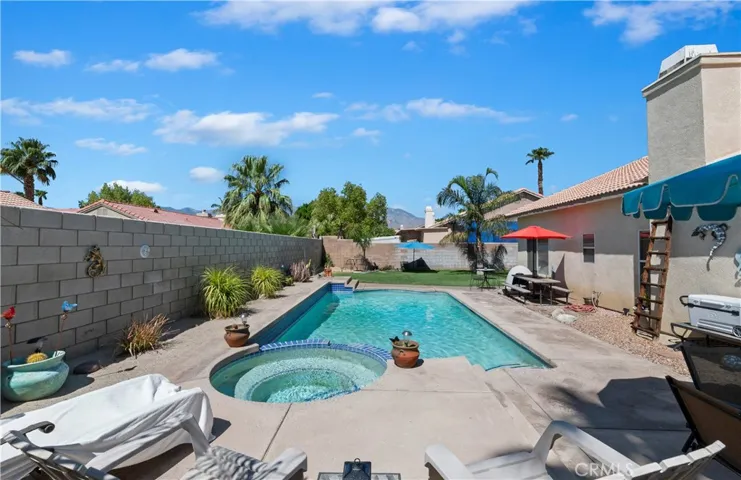 69635 Ridgeway Avenue, Cathedral City, California 92234