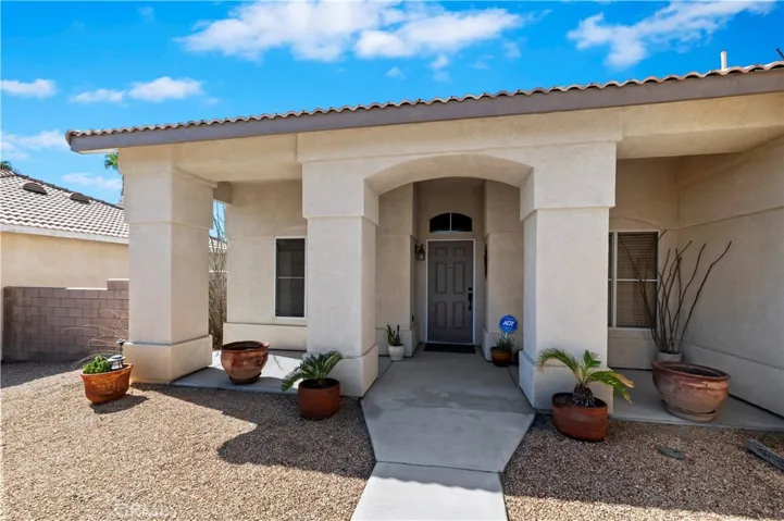 69635 Ridgeway Avenue, Cathedral City, California 92234