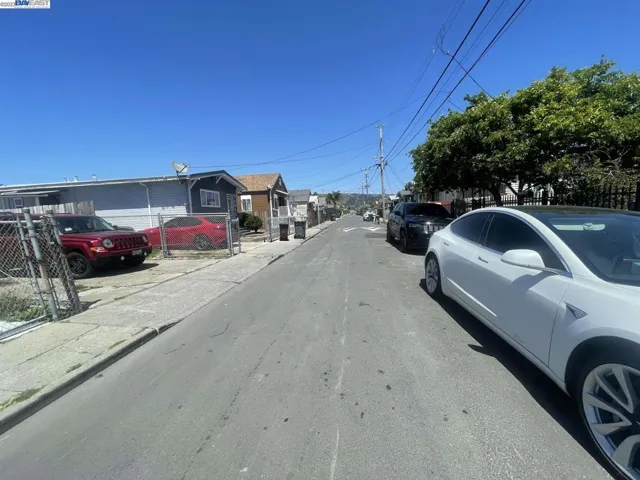 1038 72nd Ave, Oakland, California 94621