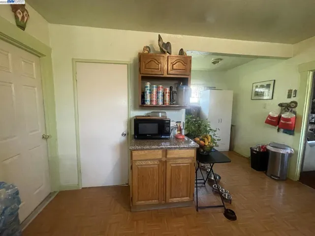 1038 72nd Ave, Oakland, California 94621