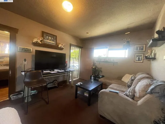 1038 72nd Ave, Oakland, California 94621