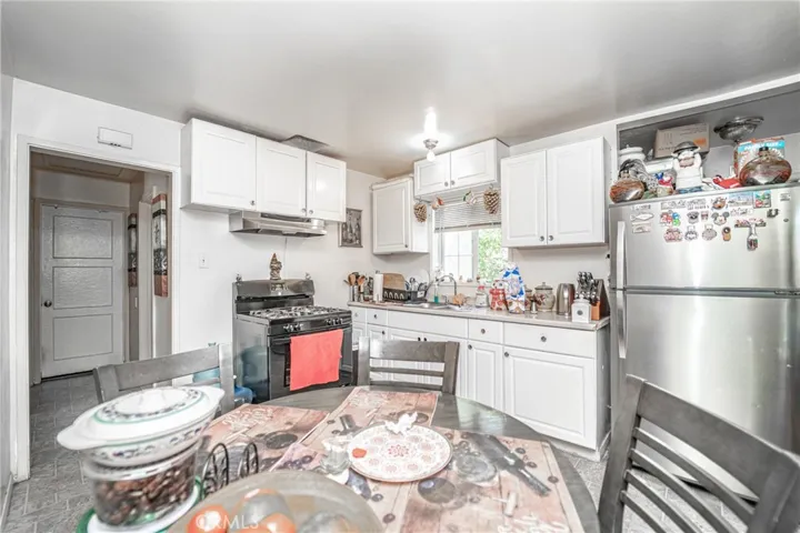 Unit 2 - Kitchen