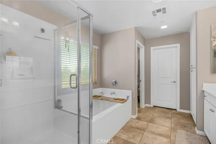 14542 Symphony Drive, Eastvale, California 92880
