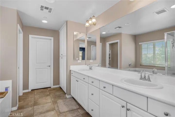 14542 Symphony Drive, Eastvale, California 92880