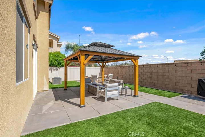 14542 Symphony Drive, Eastvale, California 92880