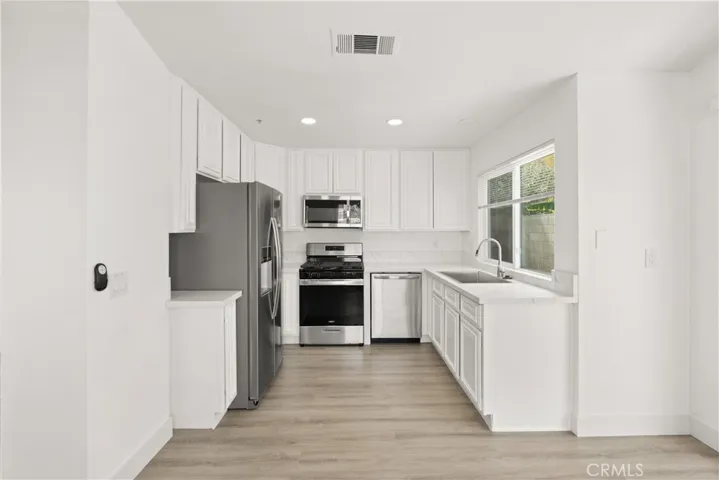 11410 Lime Orchard Lane, Fontana, California 92337